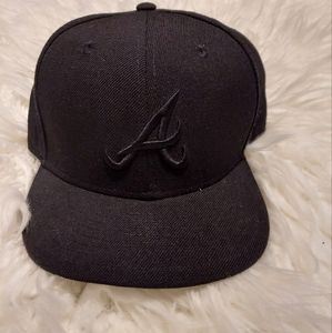 Atlanta Braves New Era Black Hat Size 7.5 MLB